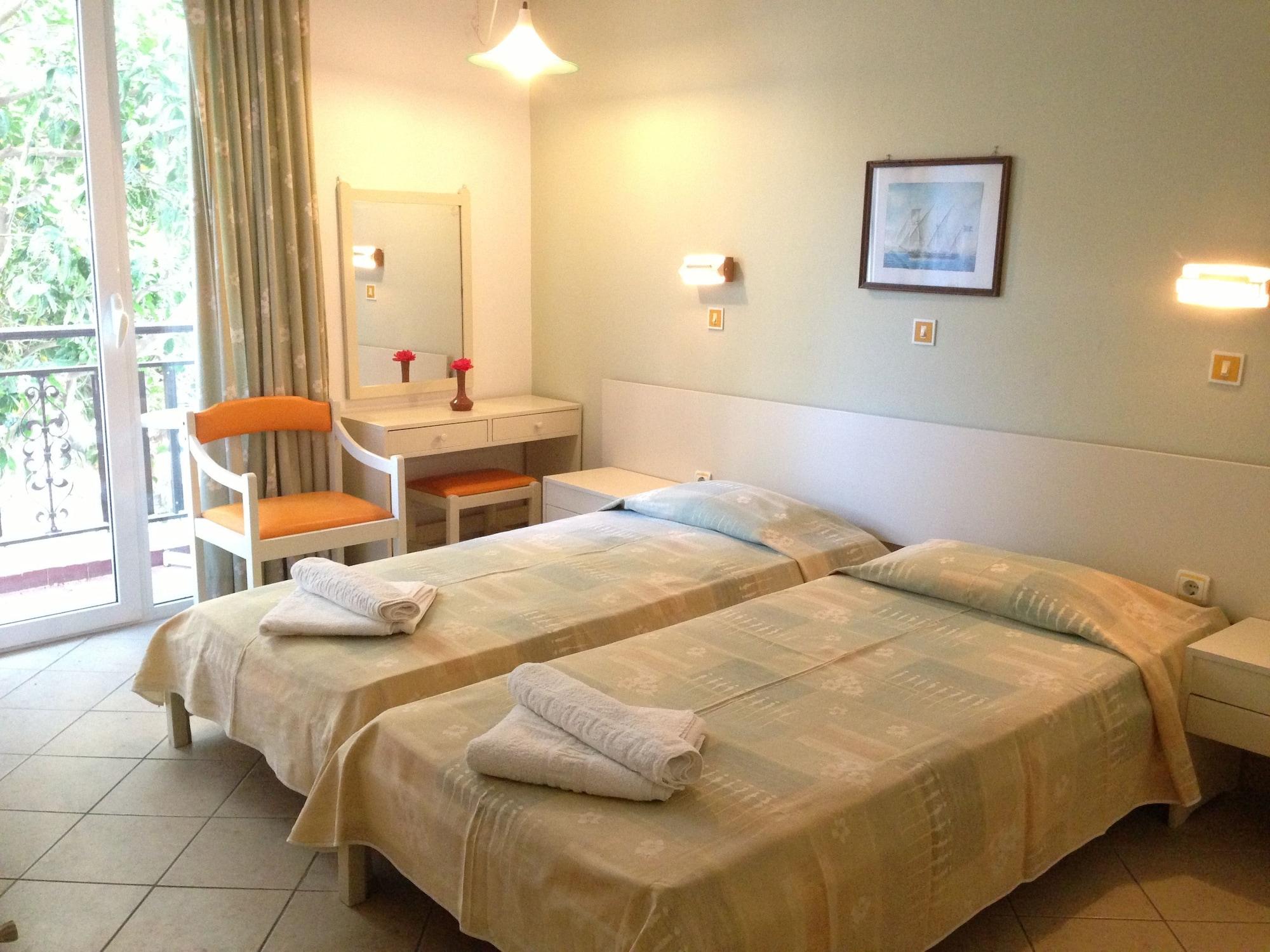 Captain'S Hotel Kos Town Ngoại thất bức ảnh