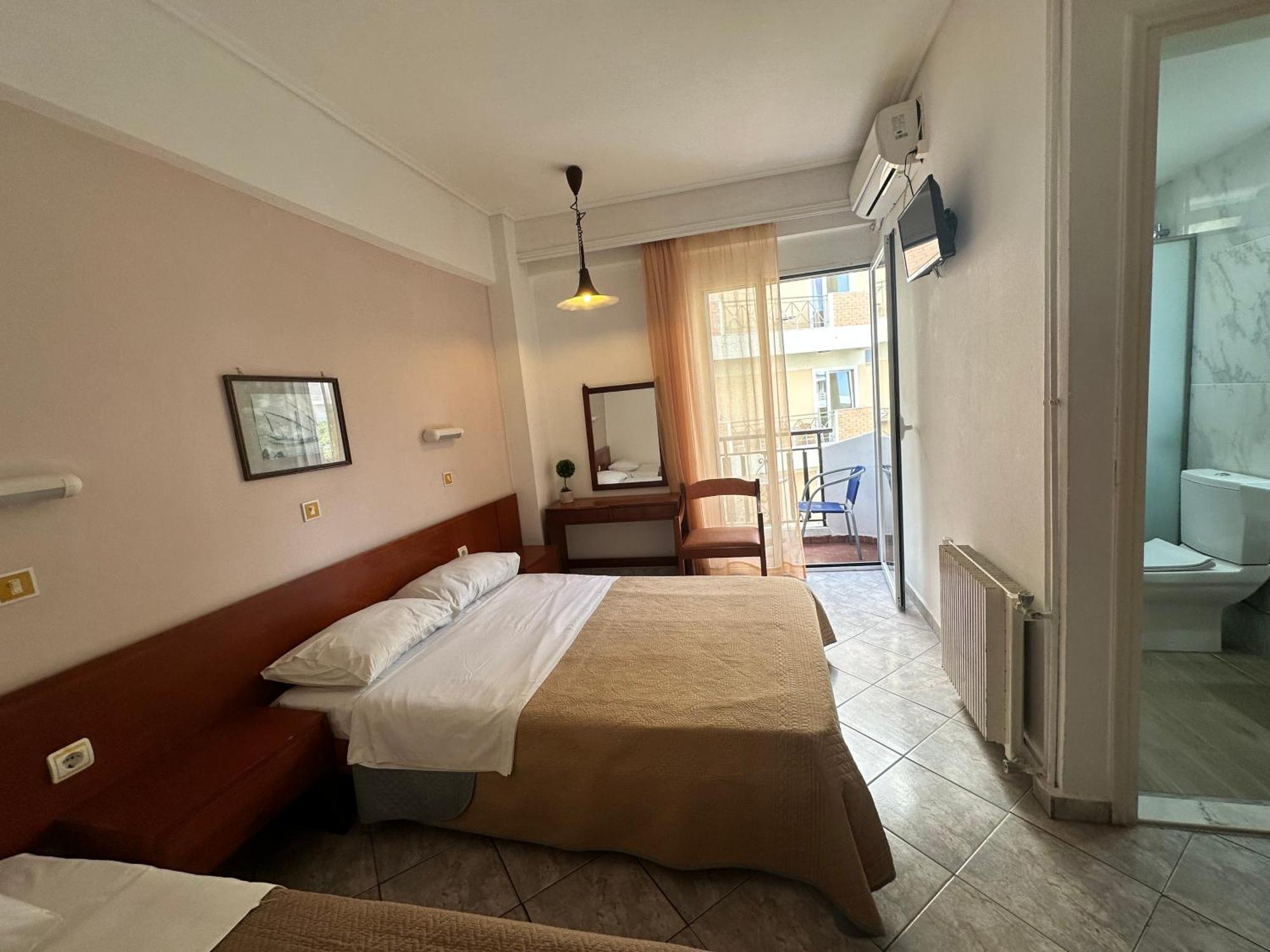 Captain'S Hotel Kos Town Ngoại thất bức ảnh
